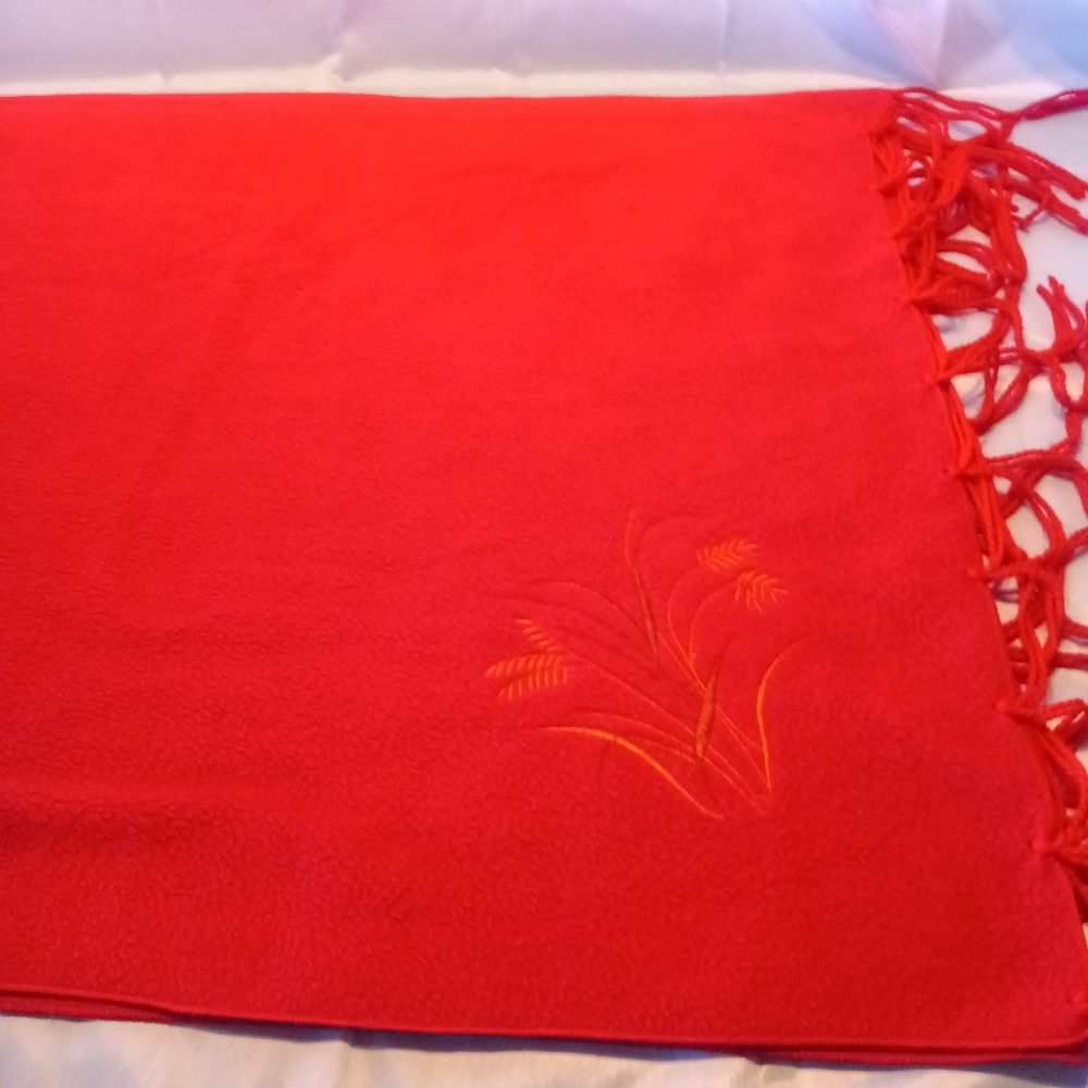 Shawl - Picture 4 of 6